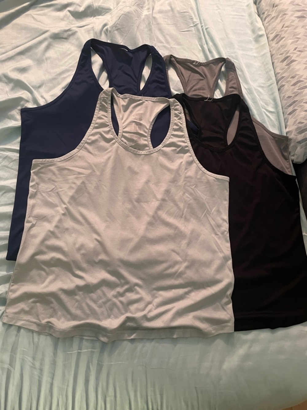 Men’s Active Tank Top - set of 4